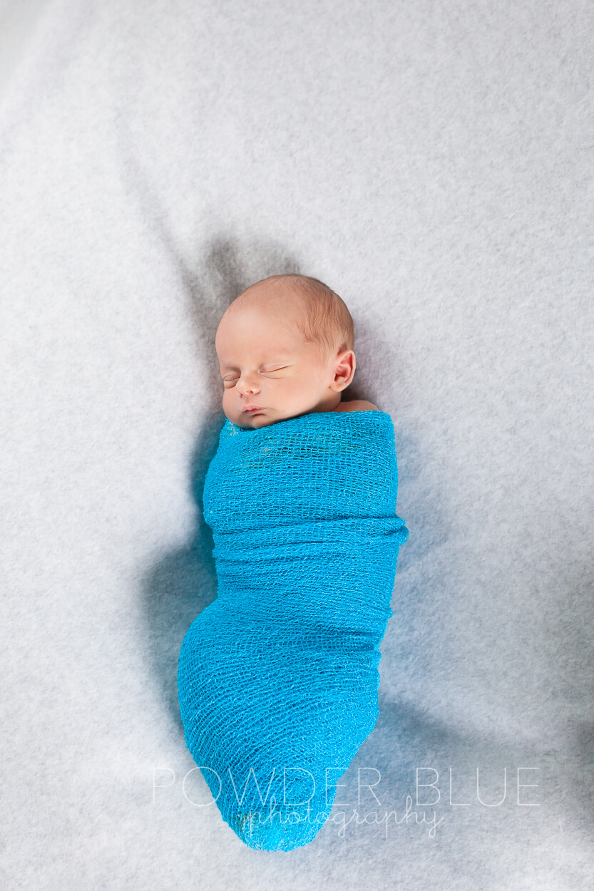 Newborn baby photographer pittsburgh
