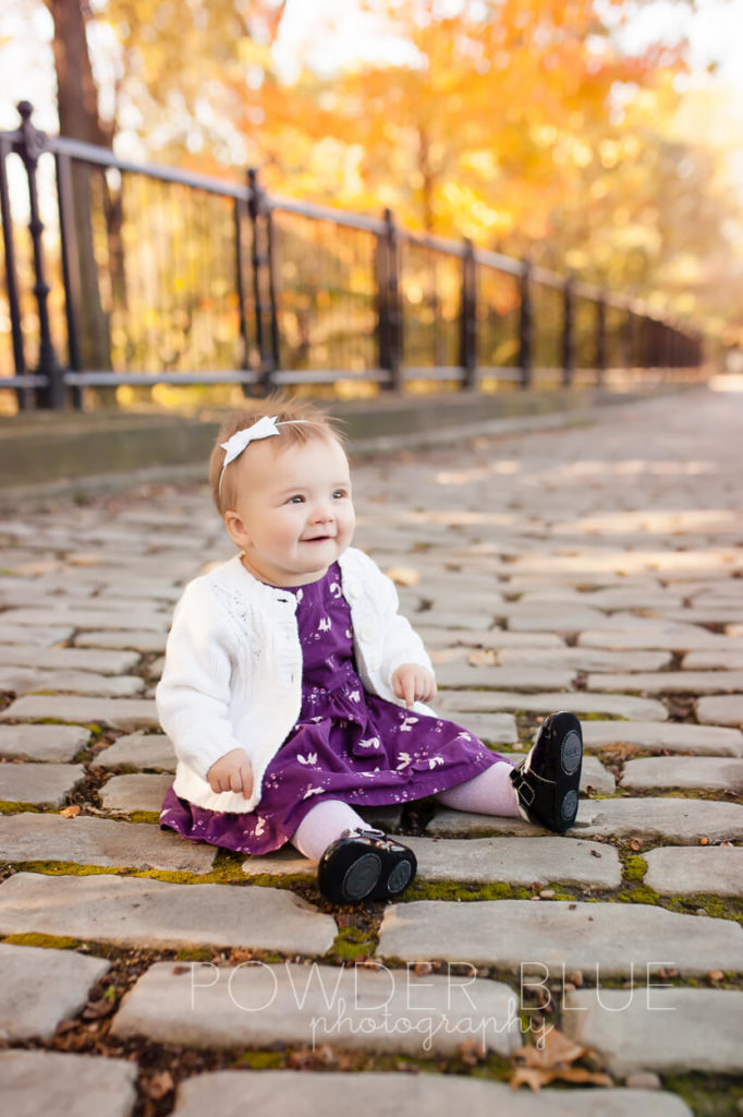 8 month old baby at schenley park portrait photographer