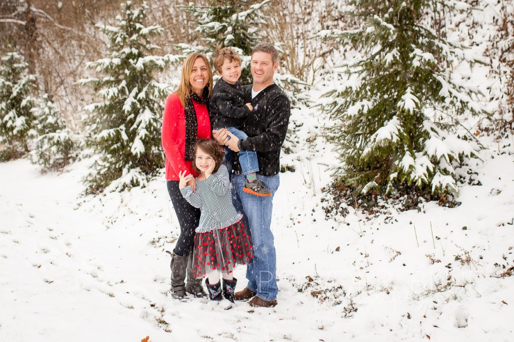 kids playing in the snow pittsburgh portrait of a family