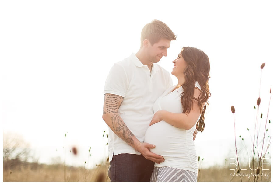 You are currently viewing Pittsburgh Maternity Photographer | Josh & Vanessa | Gender Reveal Portrait & Golden Hour Maternity