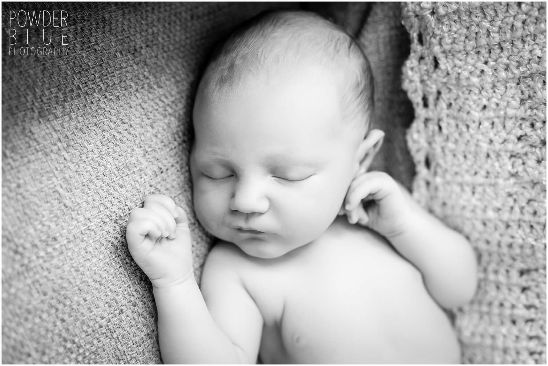 Read more about the article Newborn Baby Liam | Mt. Lebanon Pittsburgh Newborn Photographer