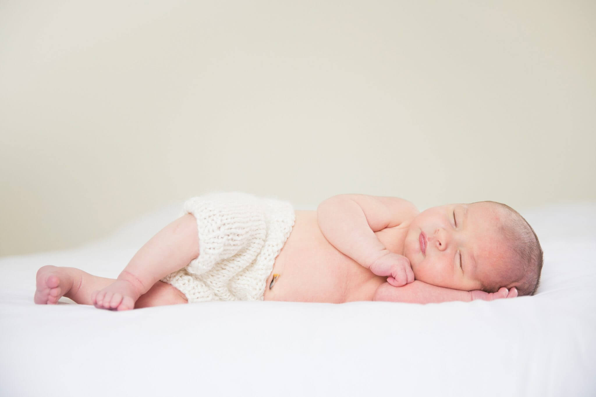 You are currently viewing Pittsburgh Newborn Photographer | Upper St. Clair Newborn | Baby Luca