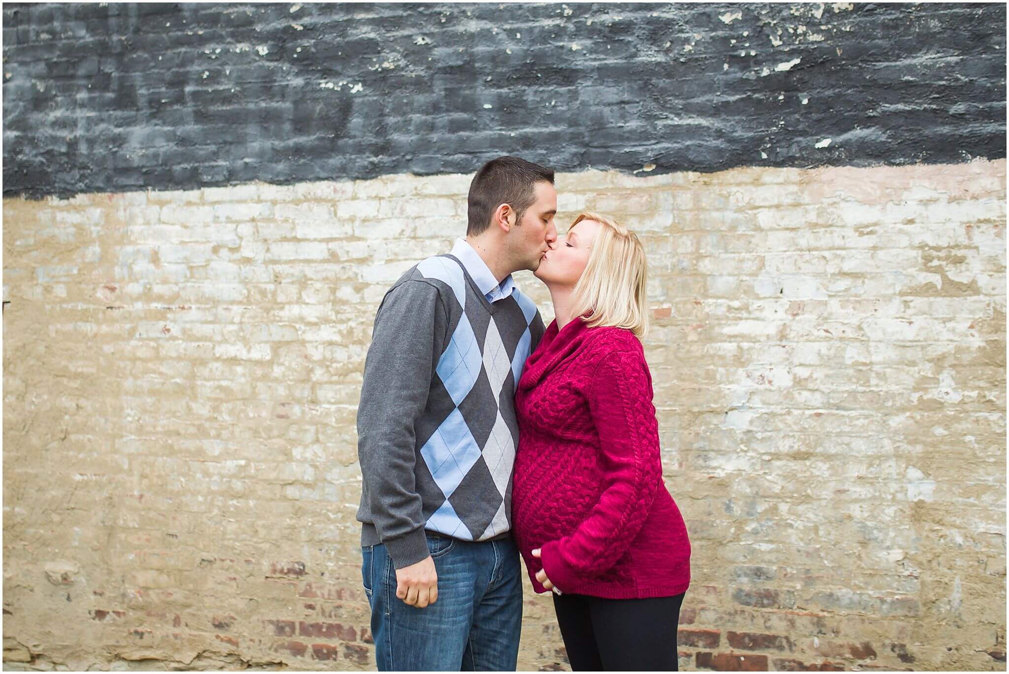You are currently viewing Maternity Session with Jaclyn & Thomas | Twins
