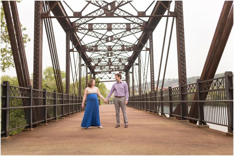 Read more about the article Ron & Katie Maternity Session
