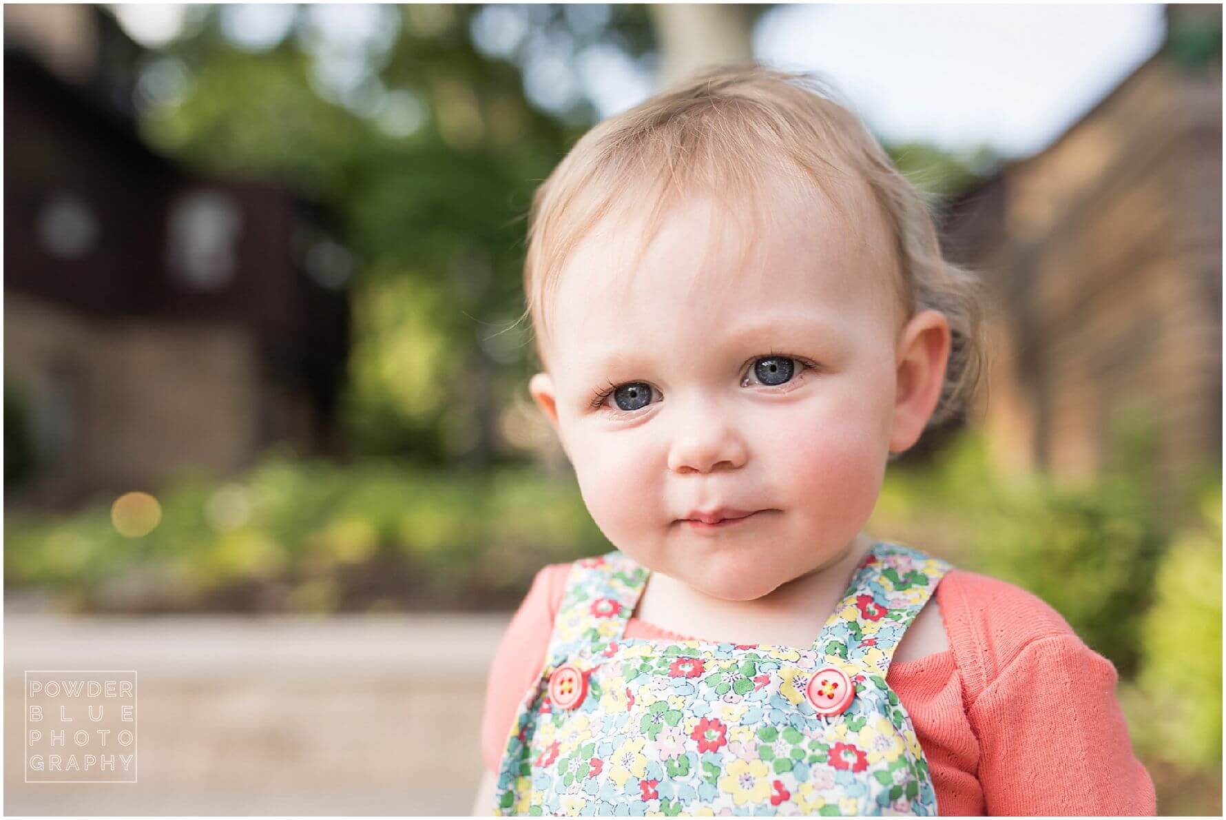 pittsburgh family photography session at frick art and historical center in pittsburgh, pa.  12 month old baby girl and family.