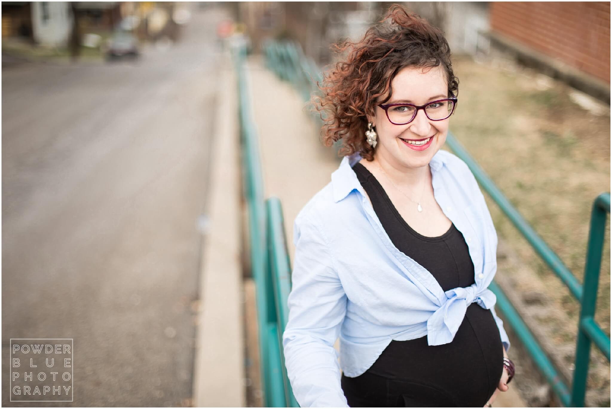 pittsburgh maternity photography session. brookline neighborhood. 7 months pregnant.